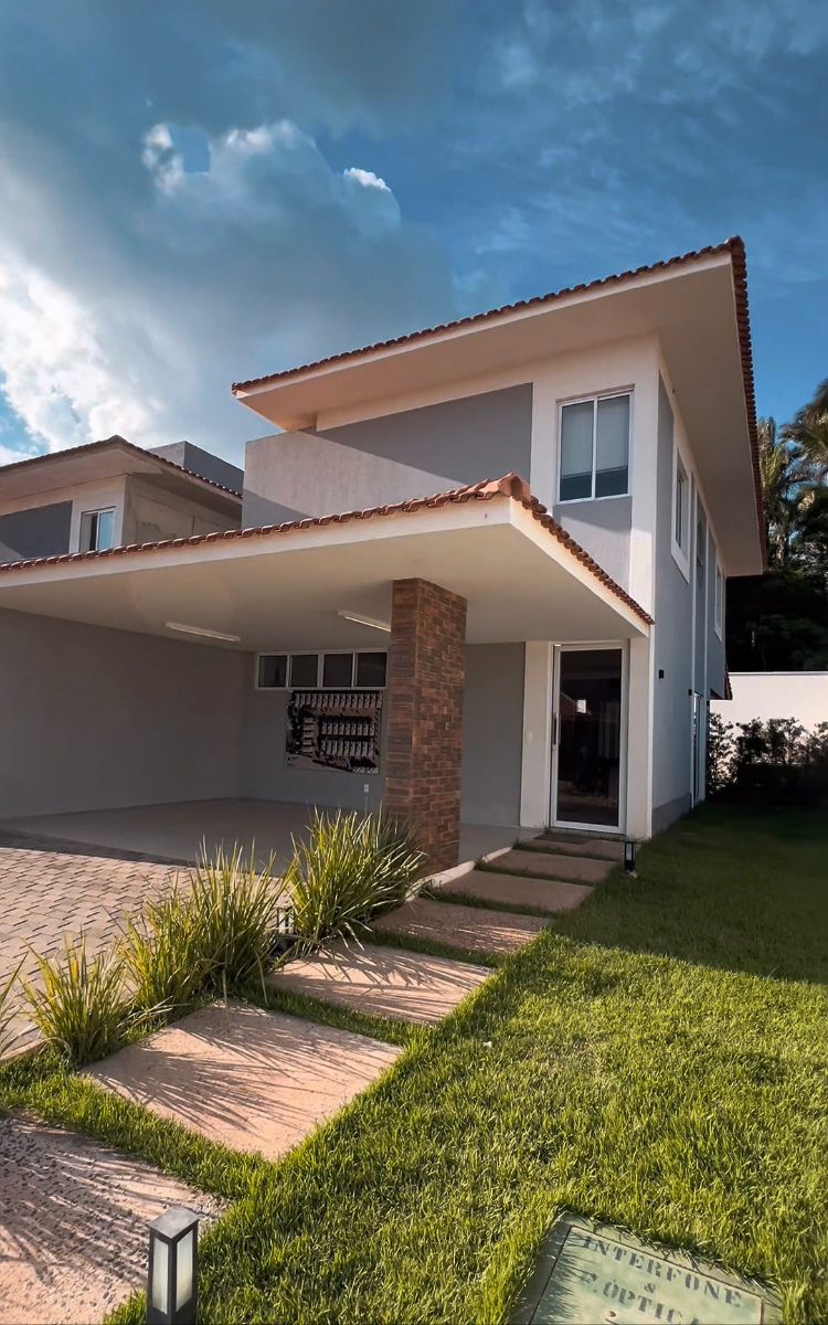Casa em condomínio