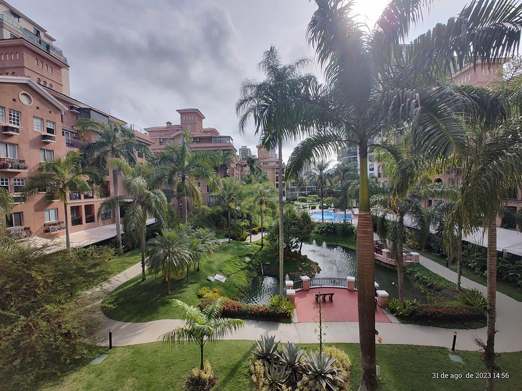 CONDOMÍNIO OCEAN FRONT